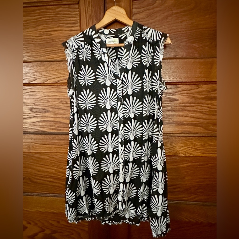 Stylish Black and White Floral Midi Dress